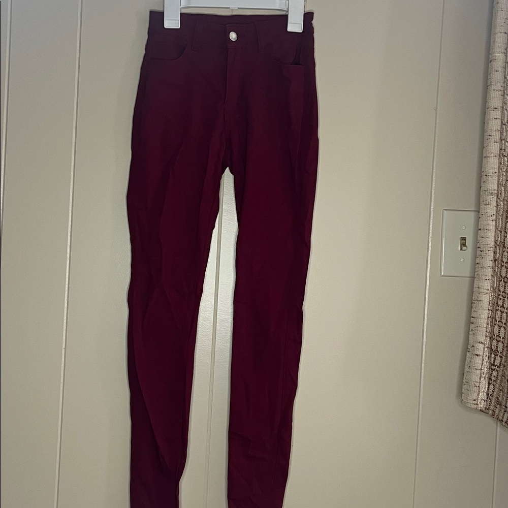Women's Burgundy Jeans